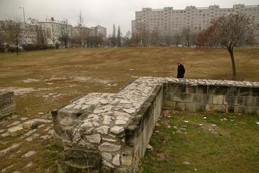 A castrum déli kapuja, Flórián tér