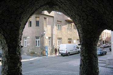 2006. április 1.