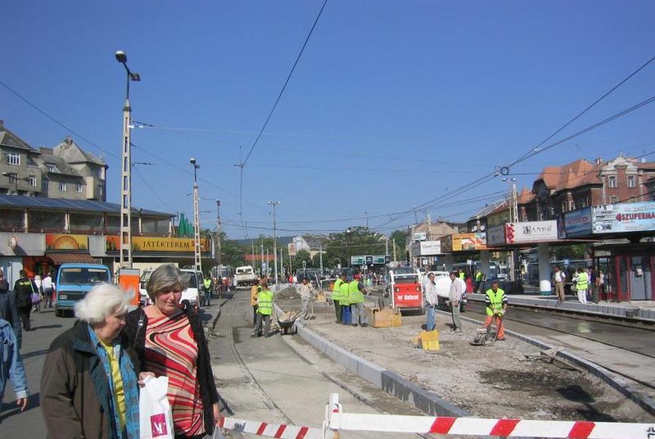 Régi közvéleménykutatás a Moszkva tér átépítéséről