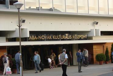 Aba Novák Kulturális Központ – fotó: SZÍNPAD folyóirat