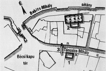 A Bécsi kapu tér helyszínrajza, a Táncsics utca innenső oldalán a feltárt és bemutatott középkori imateremmel