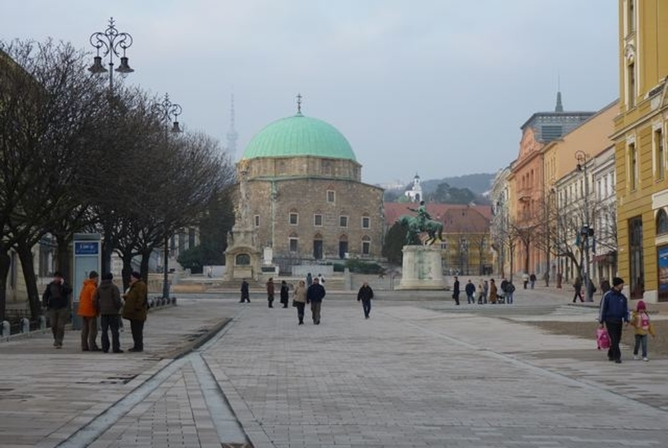 Pécs 2010 — Széchenyi tér