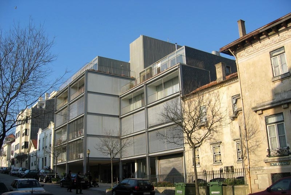 Casa da Rua do Teatro, Matosinhos, 1995. Építész: Eduardo Souto de Moura