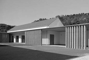 Zarándokház. Vezető tervezők: Cseh András, Czigány Tamás, Papp Róbert. fotó: Czigány Tamás, Cseh András - Chapel, Architects-in-chief: Andras Cseh, Tamas Czigany, Robert Papp. Photo: Andras Cseh, Tamas Czigany