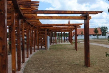 Pergola,     Devecser