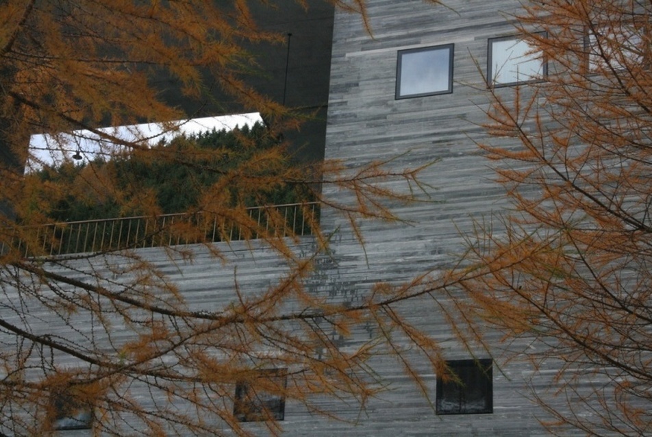 Peter Zumthor - Therme Vals, fotó: Nicole Alvarez - forrás: flickr.com/people/himynameisnicole/