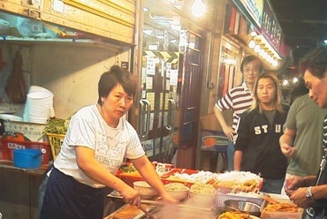 Hongkong. Utcai kifőzde - fotó: Bérces László