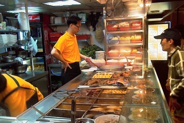 Hongkong. Utcai kifőzde - fotó: Bérces László