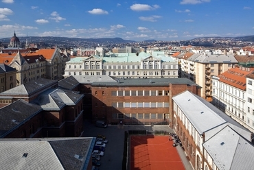 Az Eiffel Palace irodaház, fotó: Zsitva Tibor