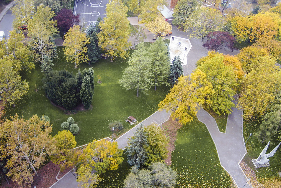 Pécs, Szilárd Leo park (részlet)