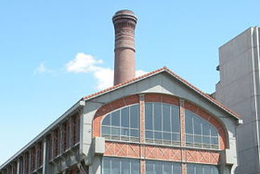 Sűrített levegőgyár - ma építészeti iskola. Forrás: Wikipedia