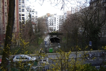 Petite Ceinture, Párizs: a sűrűn körbeépült 13. kerületei szakasz