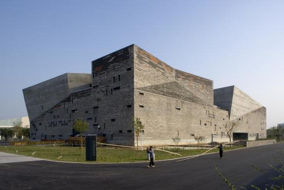 Történelmi Múzeum, Ningbo, Kína, 2008. Forrás: www.chinese-architects.com