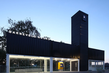 Barneveld Noord - építész: NL Architects - Fotó: Bart van Hoek