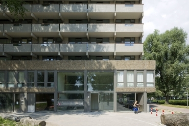 De FLAT projekt - építész: NL Architects, XVW architectuur - fotó: Marcel van der Burg