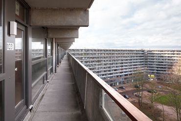 De FLAT projekt - építész: NL Architects, XVW architectuur - fotó: Stijn Poelstra