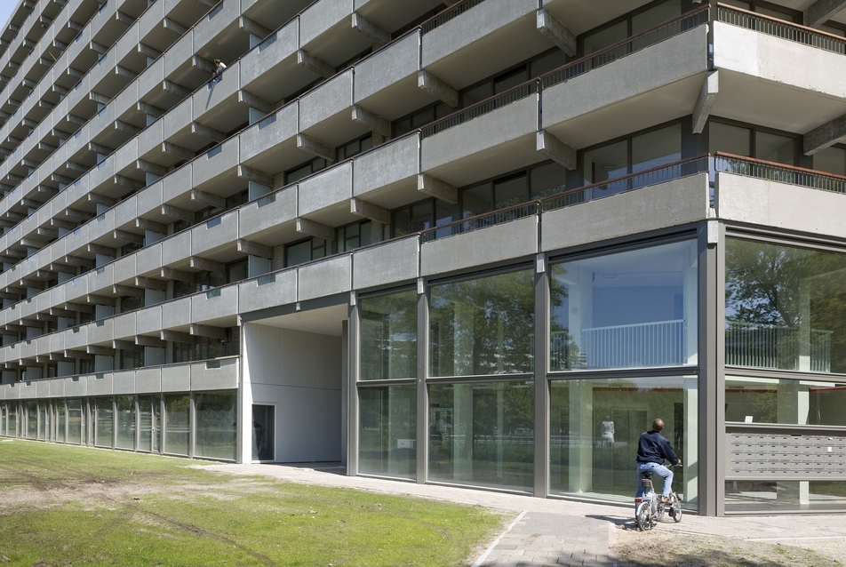 De FLAT projekt - építész: NL Architects, XVW architectuur - fotó: Marcel van der Burg