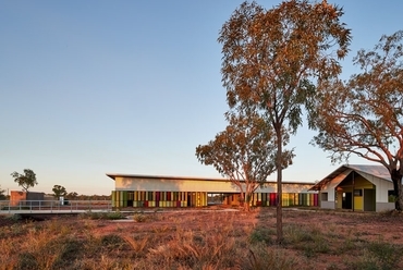 Fitzroy Crossing, vesebeteg központ - építész: Iredale Pedersen Hook 