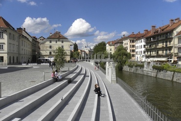 Megújult vízpart Ljubljanában - forrás: http://www.publicspace.org