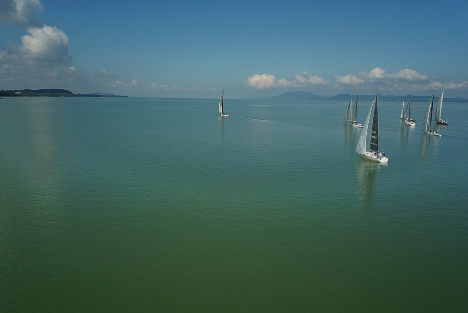 Építészregatta a Balatonon