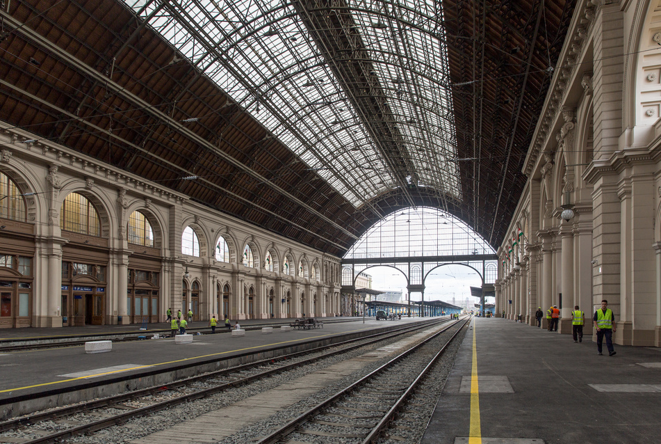 Hétfőn nyit újra a Keleti!