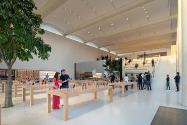 Apple Aventura Store, Miami - építész: Foster and Partners - fotó: Nigel Young