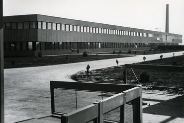 Vörösmarty Kálmán: Kontakta Alkatrészgyár, Szentes, 1965-1968 - Terv: Arnóth Lajos