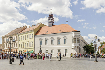 Régi Budai Városháza épülete, terv: Hetedik Műterem - megbízó: Pallas Athéné Domus Sapientiae Alapítvány - fotó forrás: Pro Architectura díj  honlap