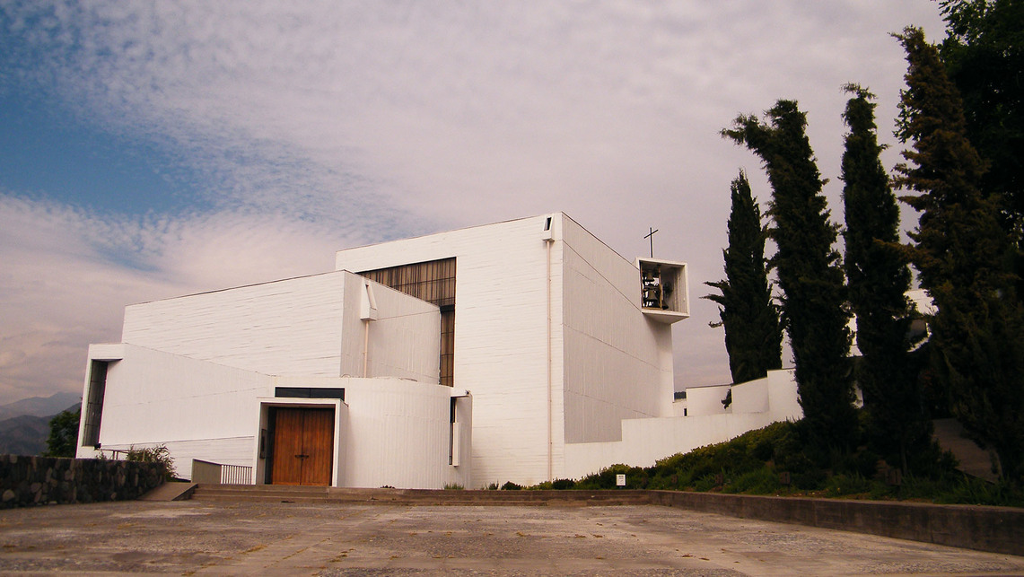 Capilla Abadía de Los Condese, Santiago de Chile. Gabriel Guarda és Jaime Correa, 1964. Fotó: lrashtar, Wikimedia Commons