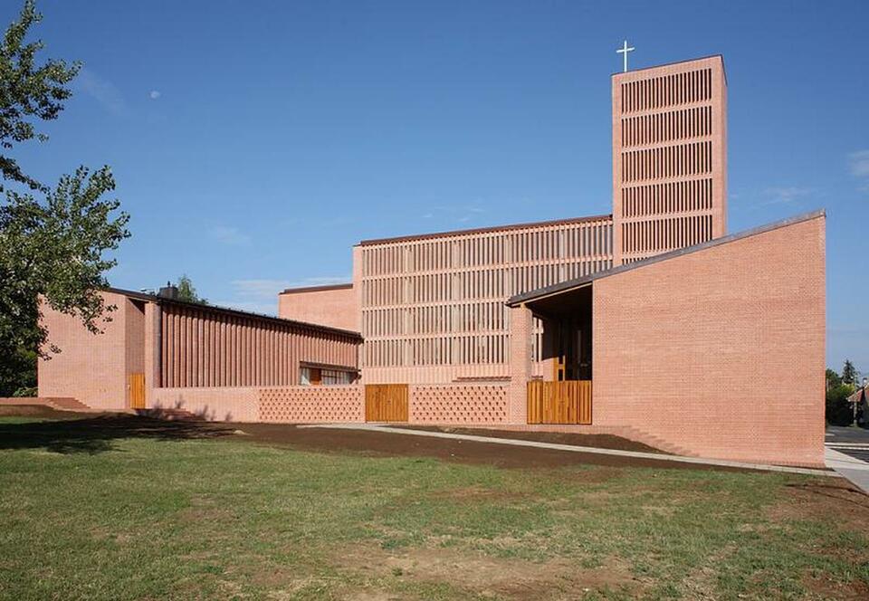 Szentháromság-templom, Gödöllő, 2007. Fotó: Hajdú József