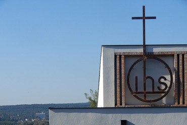 Közös Tér Központ Multifunkcionális Csarnok, Miskolc. Vezető tervező: Kulcsár Attila DLA. Fotó: Kulcsár Attila DLA 