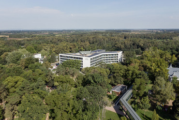 Hunguest Hotel Sóstó **** – terv: BAHCS művek Kft. Báger András és Helmle Csaba – fotó: Danyi Balázs