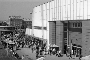 Örs vezér tere, Sugár Üzletközpont, 1983, Forrás: Fortepan, Adományozó: Magyar Rendőr