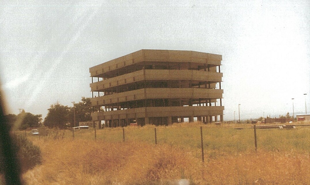 Pleasanton Gateway, Pleasanton, California, 1982, irodaházak