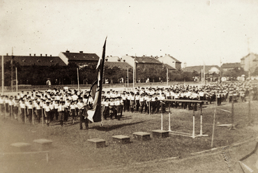 Széll Kálmán tér a Széna tér felé nézve, 1906. Forrás: Fortepan / Széman György