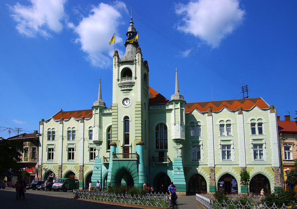 Munkács, Városháza, tervező: ifj. Bobula János (Wikipedia)