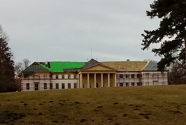 A dégi Festetics-kastély tetőszerkezetének megújítása., Fotó: Garaguly Kinga