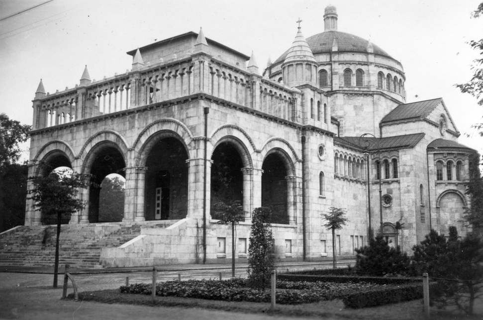 A budapesti Regnum Marianum-templom 1936. Forrás Fortepan