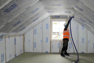 Szigetelés frissítése a szarufák között. Forrás: Knauf Insulation