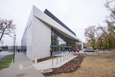 Debrecen Learning Center – Medmix Center Kft. – fotó: Derencsényi István