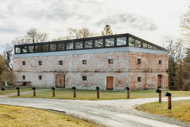 Alsóbogát magtár rendezvényterem – Tervező: MM Művek – Fotó: Bujnovszky Tamás