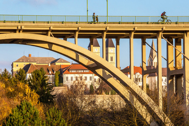 A Szent István völgyhíd. Fotó: Gulyás Attila	