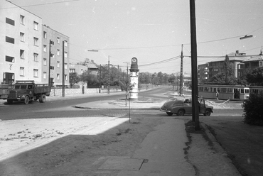 Budaörsi út, jobbra a Villányi út, 1963. Forrás: Fortepan/FŐMTERV