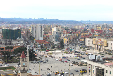 Skanderbeg tér az átalakítás előtt. Forrás: 51N4E