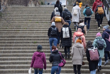 Érkezés a Somlói úti megállóhoz / fotó: Kátai Ádám