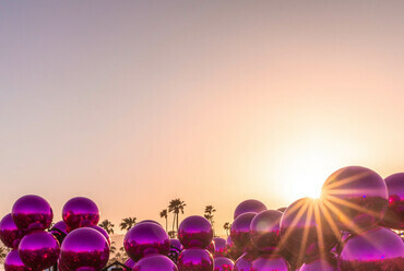 Vincent Leroy: Molecular Cloud - Coachella Valley Music and Arts Festival 2023. Fotó: Lance Gerber, forrás: Coachella