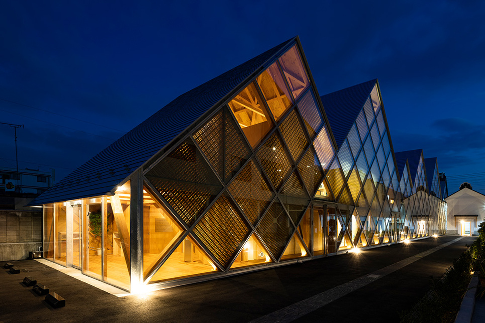 Tomioka Chamber of Commerce and Industry, Japán / tervező: Takaharu Tezuka és Yui Tezuka / fotó: Katsuhisa Kida | FOTOTECA / forrás: Tezuka Architects