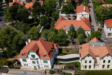 Modern Műtár Balatonfüreden, Tervező: Vikár és Lukács Építész Stúdió, Fotó: Bujnovszky Tamás