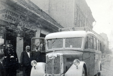 A Szemere utca sarka, a Szemere étteremmel, 1938. Forrás: Fortepan / Vincent Till Baumgartner
