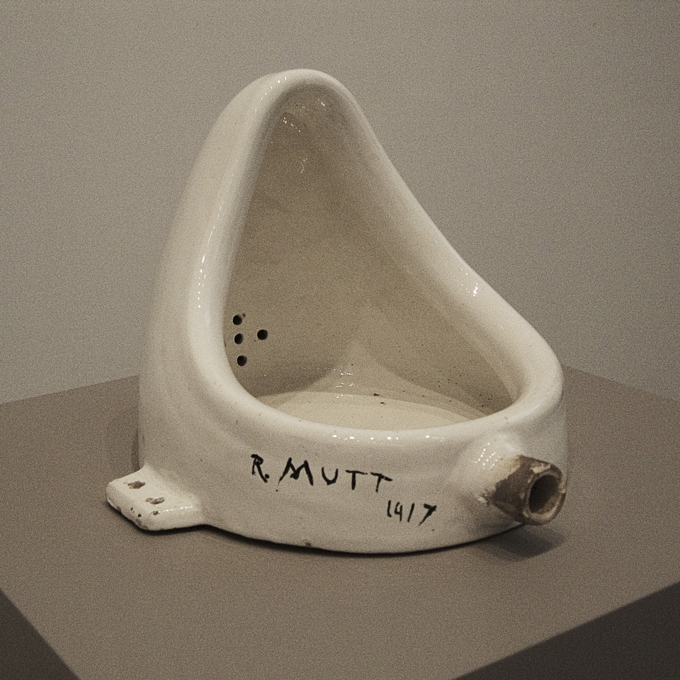 Marcel Duchamp: Forrás, readymade – fotó: spDuchamp | Flickr
